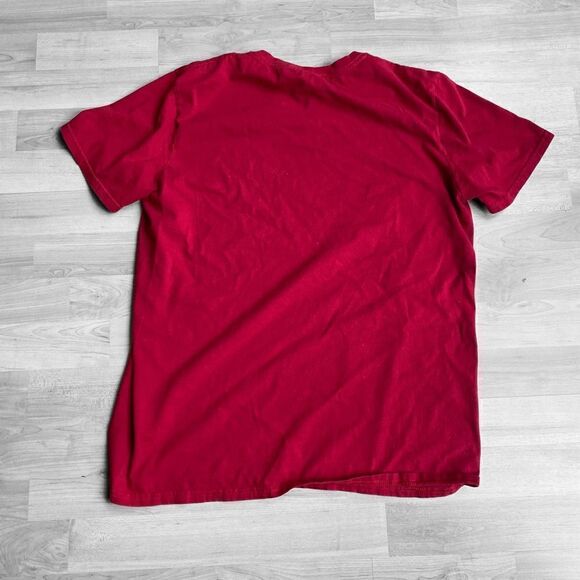 Taylor Swift 1989 World Tour Tee Shirt Red Size Medium - Picture 2 of 2